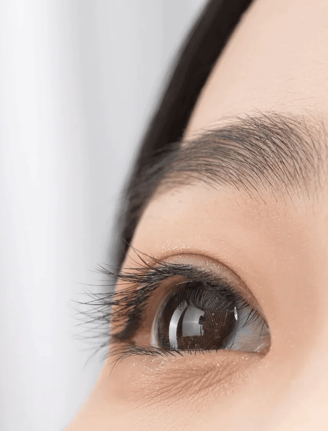✨Vattentät och kladdfri ögonfransmask🌟Länger och böjer ögonen omedelbart med långvarig effekt för dramatiska ögon👁️
